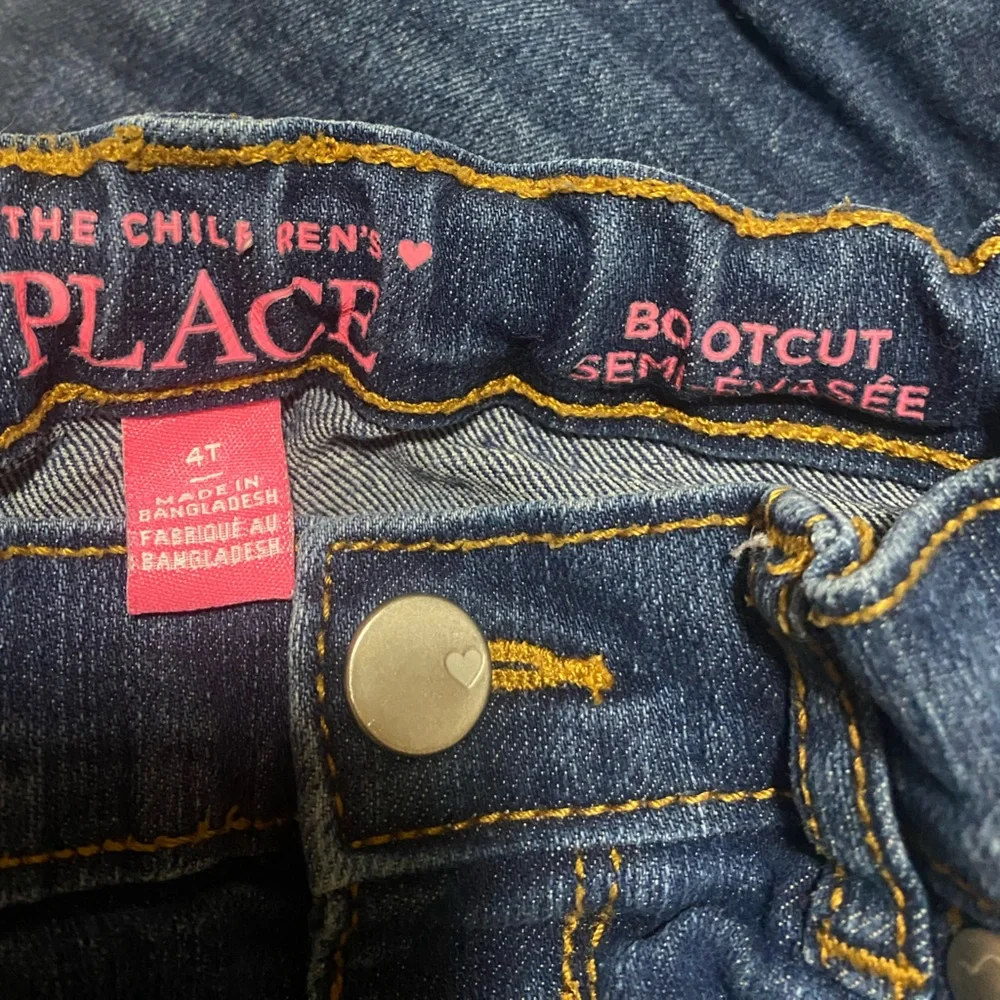 2 pairs of 4T jeans